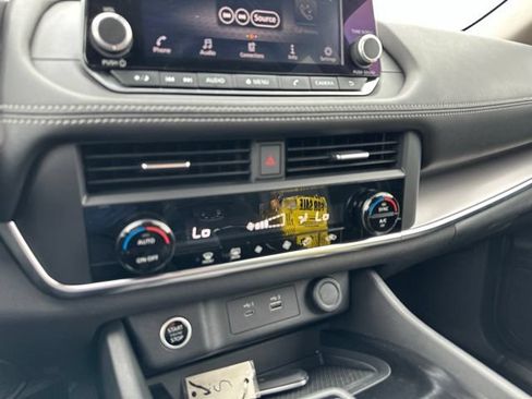Certified 2023 Nissan Rogue SV AWD/4WD image 27