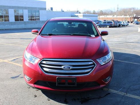 Used 2015 Ford Taurus SEL w/ Equipment Group 201A image 3
