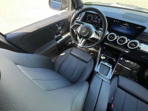 Certified 2026 Mercedes-Benz GLB 250 4MATIC image 16