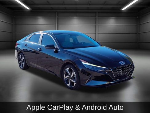 Used 2023 Hyundai Elantra Limited w/ Cargo Package image 9