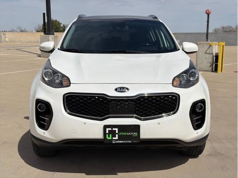 Used 2018 Kia Sportage EX w/ EX Technology Package image 2