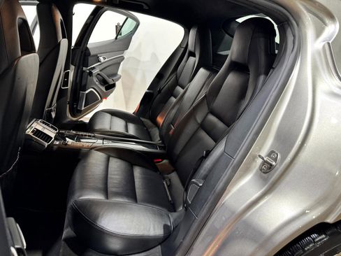 Used 2013 Porsche Panamera GTS image 14
