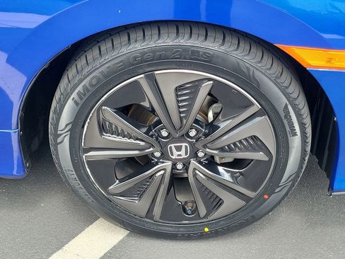 Certified 2019 Honda Civic EX image 6