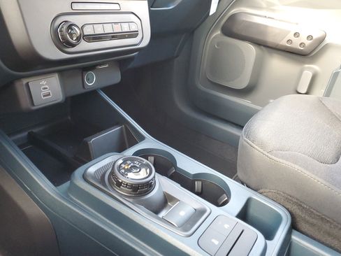 New 2025 Ford Maverick XL w/ Equipment Group 102A image 23