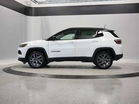 New 2026 Jeep Compass Limited AWD/4WD image 42