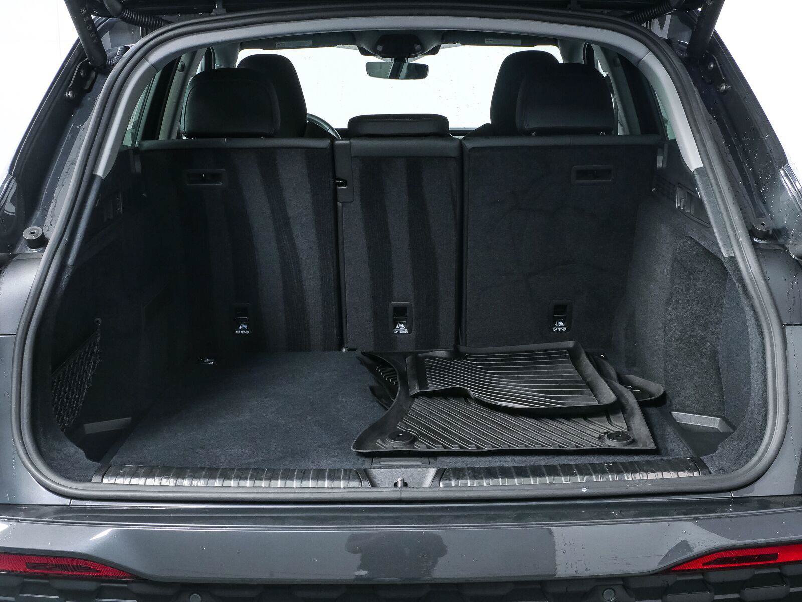 Used 2025 Audi Q5 Prestige AWD/4WD image 31