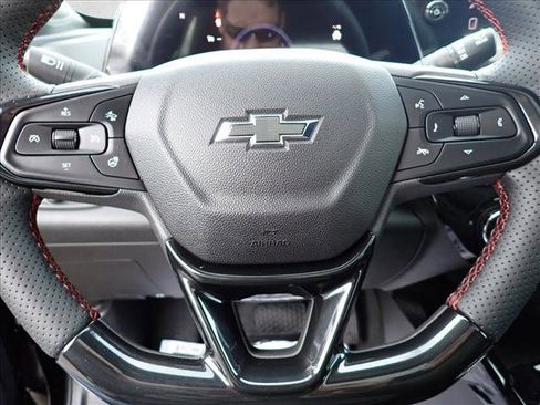 New 2026 Chevrolet Trax RS w/ Sunroof Package image 17