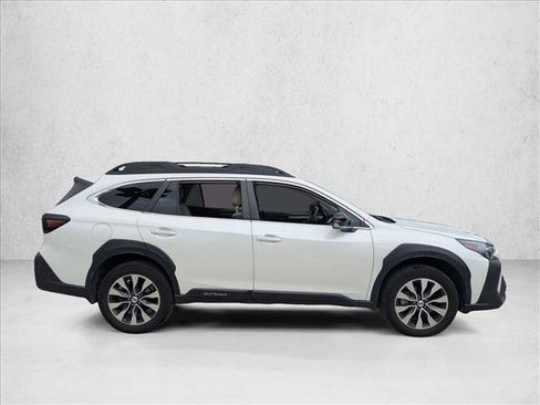Used 2023 Subaru Outback Limited AWD/4WD image 4