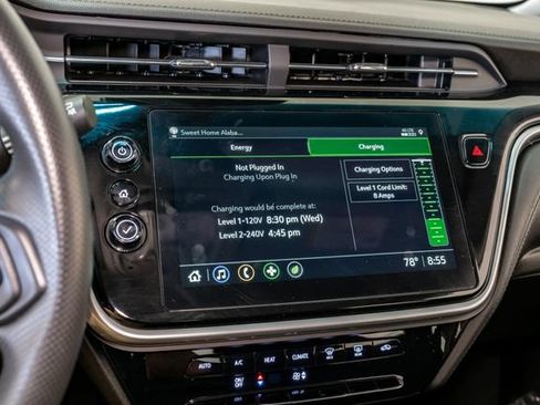 Used 2023 Chevrolet Bolt LT FWD image 18