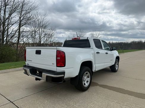 Used 2022 Chevrolet Colorado W/T RWD image 3