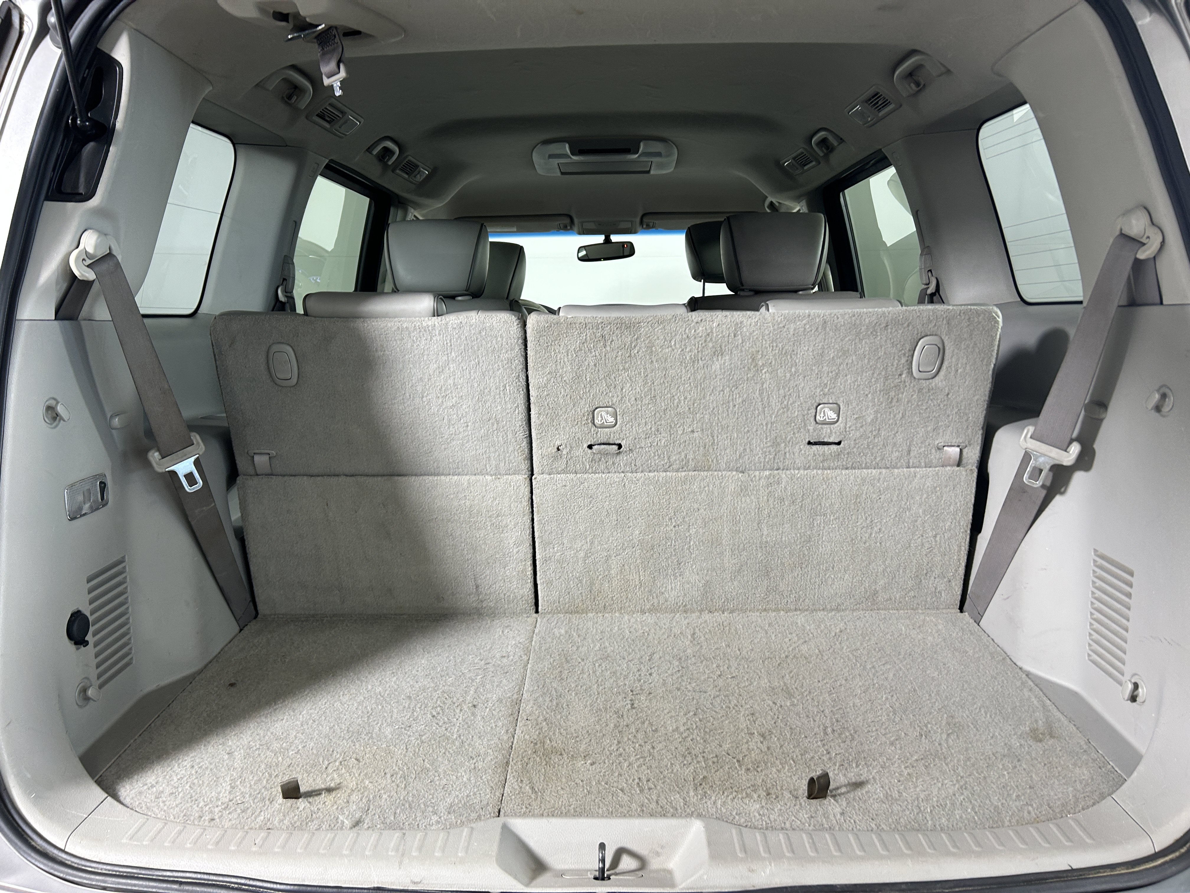 Used 2012 Nissan Quest SL FWD image 23