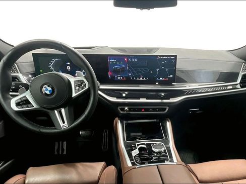 Used 2025 BMW X6 M60i w/ Climate Comfort Package image 15