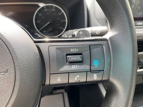 Used 2021 Nissan Rogue SV AWD/4WD image 27