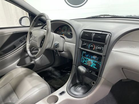 Used 2003 Ford Mustang GT RWD image 16