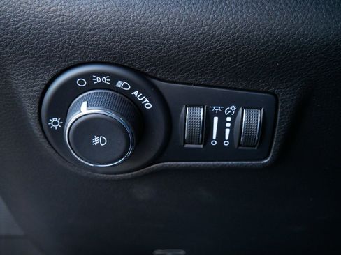 Used 2023 Jeep Compass Trailhawk image 26