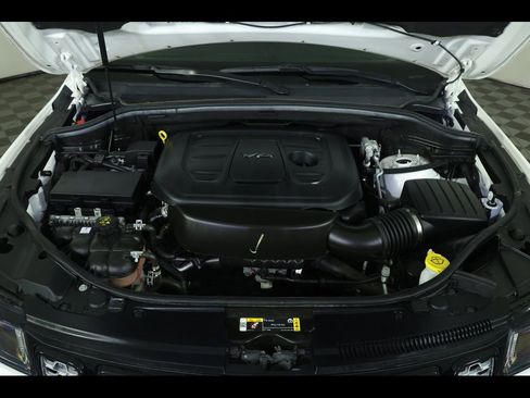 Used 2022 Jeep Grand Cherokee Laredo X image 20