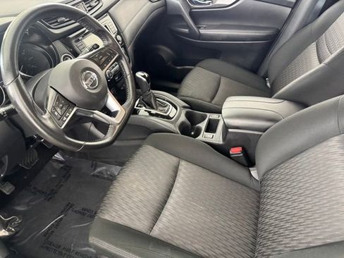 Used 2019 Nissan Rogue SV FWD image 22
