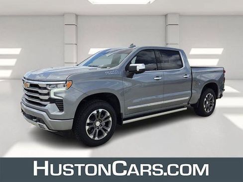 Used 2024 Chevrolet Silverado 1500 High Country w/ Z71 Off-Road Package AWD/4WD image 1