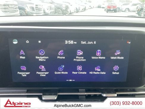 Used 2024 Kia Carnival SX Prestige FWD image 18