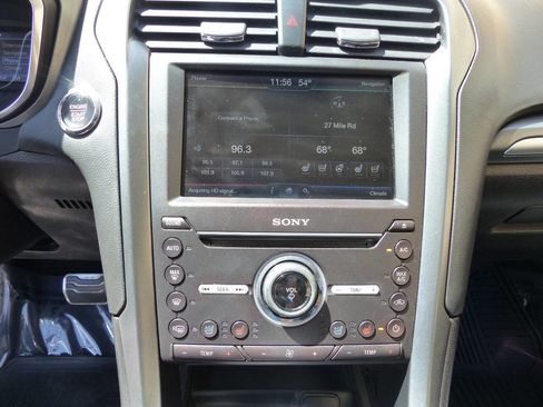 Used 2016 Ford Fusion Titanium FWD image 32