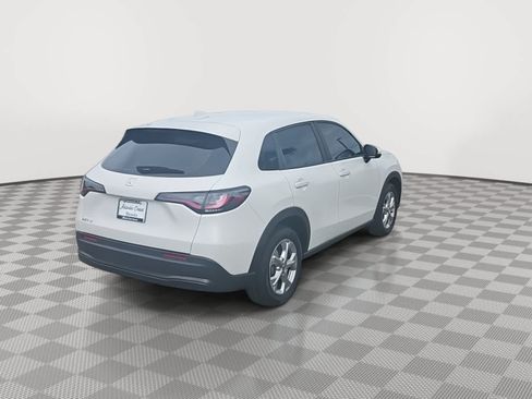 Used 2023 Honda HR-V LX image 8