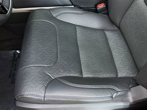 Used 2023 Toyota Sequoia Limited image 19