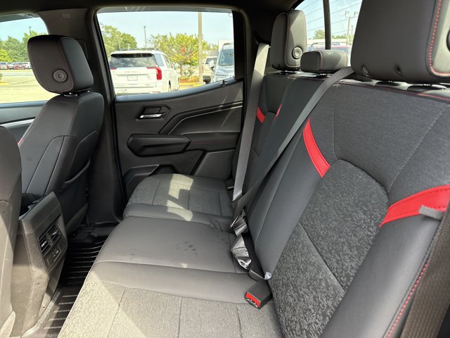 Used 2024 Chevrolet Colorado Z71 w/ Z71 Convenience Package 2 AWD/4WD image 6