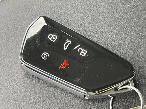 New 2026 Volkswagen Tiguan SE R-Line AWD/4WD image 32