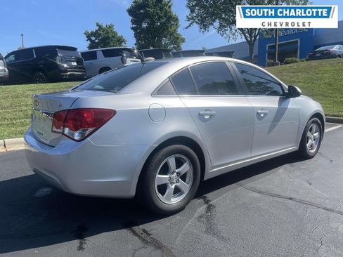 Used 2016 Chevrolet Cruze LT FWD image 4