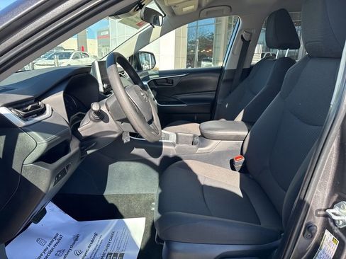 Certified 2025 Toyota RAV4 LE image 14