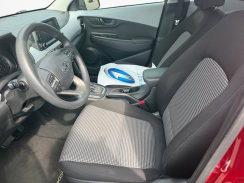 Used 2019 Hyundai Kona SE FWD image 11