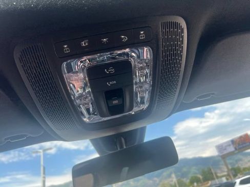 Used 2022 Mercedes-Benz GLA 250 4MATIC image 12