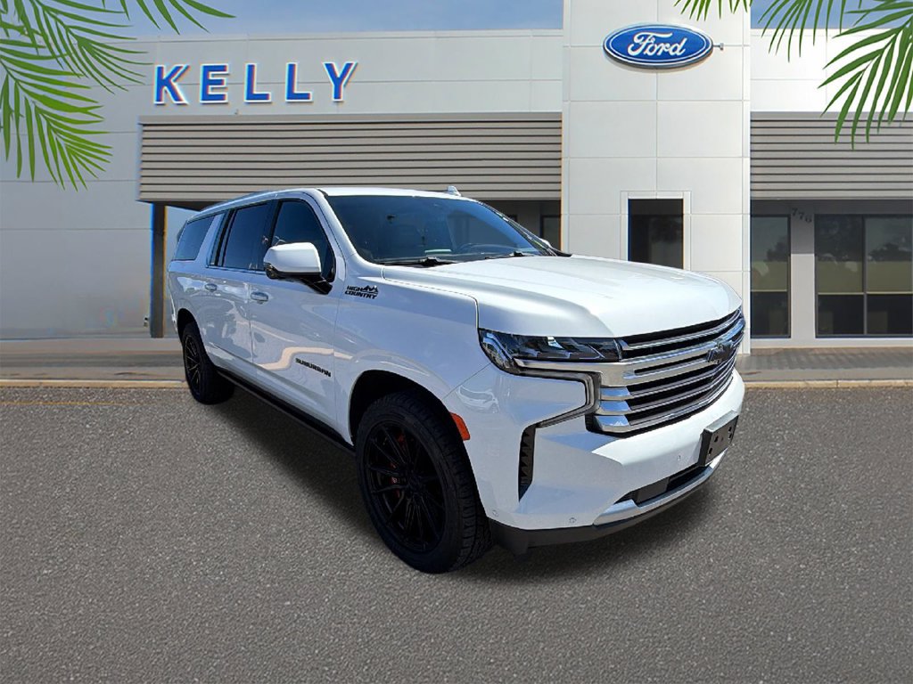 Used 2024 Chevrolet Suburban High Country w/ Advanced Technology Package AWD/4WD image 3