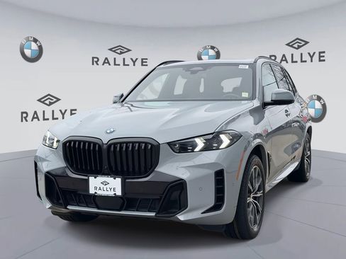 Certified 2024 BMW X5 xDrive40i w/ M Sport Package image 3