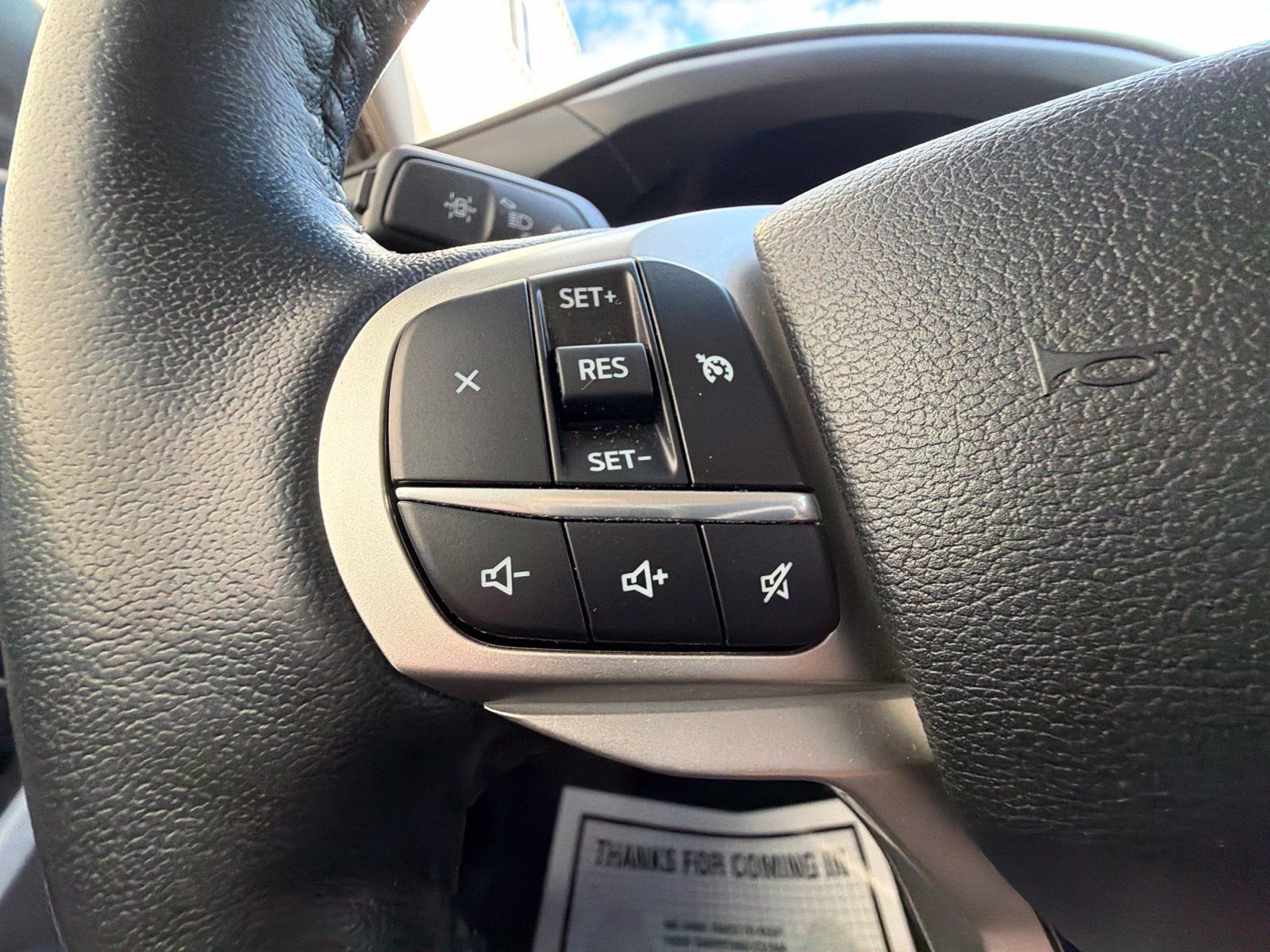 Used 2021 Ford Explorer XLT w/ Equipment Group 202A AWD/4WD image 18