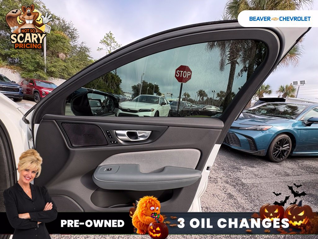 Used 2022 Volvo S60 B5 R-Design w/ Advanced Package FWD image 29