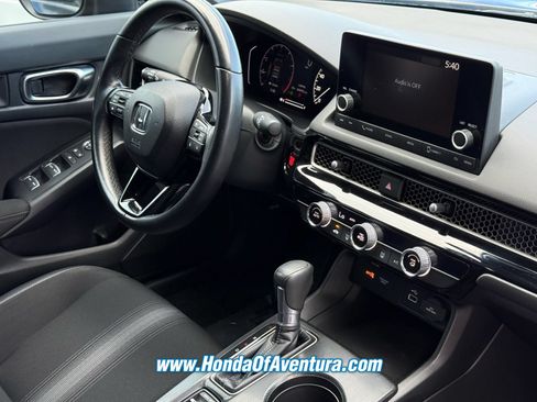 Certified 2024 Honda Civic Sport image 12