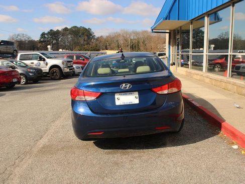 Used 2013 Hyundai Elantra GLS image 5