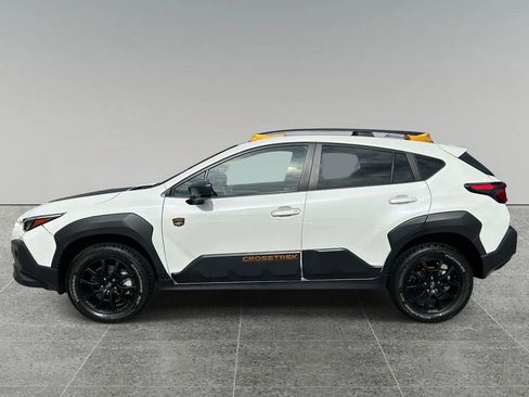 Used 2024 Subaru Crosstrek 2.5i Wilderness AWD/4WD image 2