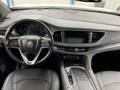 Used 2023 Buick Enclave Essence w/ Experience Buick Package FWD image 10