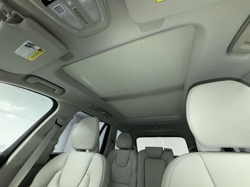 New 2026 Volvo XC90 B6 Ultra w/ Protection Package AWD/4WD image 21