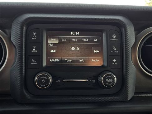 Used 2019 Jeep Wrangler Sport AWD/4WD image 16