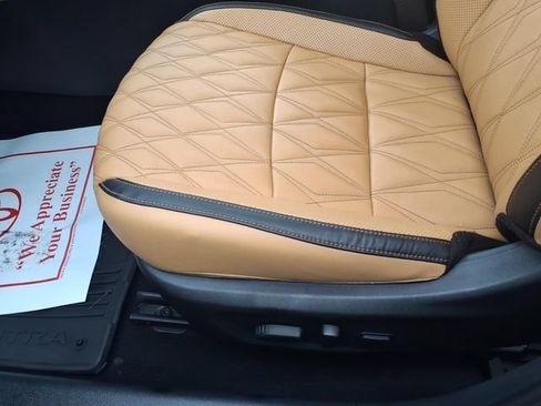 Used 2024 Nissan Sentra SV w/ SV Premium Package FWD image 13