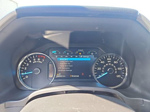 Used 2018 Ford F150 Lariat w/ Equipment Group 501A Mid AWD/4WD image 15