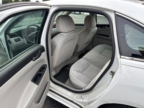 Used 2013 Chevrolet Impala LT FWD image 10