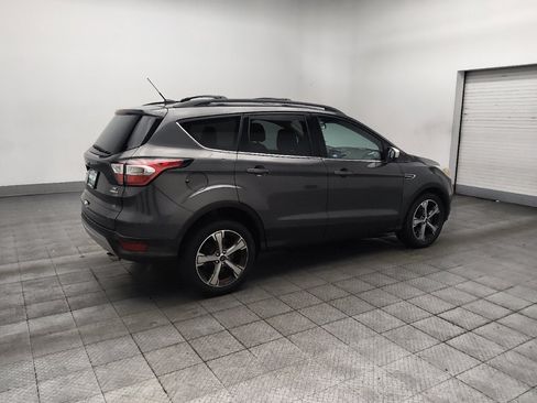 Used 2017 Ford Escape SE w/ SE Leather Comfort Package AWD/4WD image 10