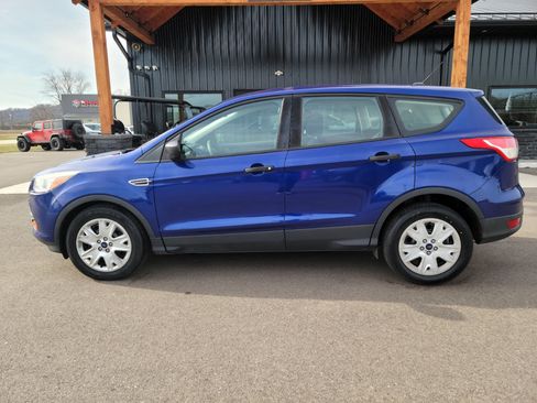 Used 2015 Ford Escape S image 19