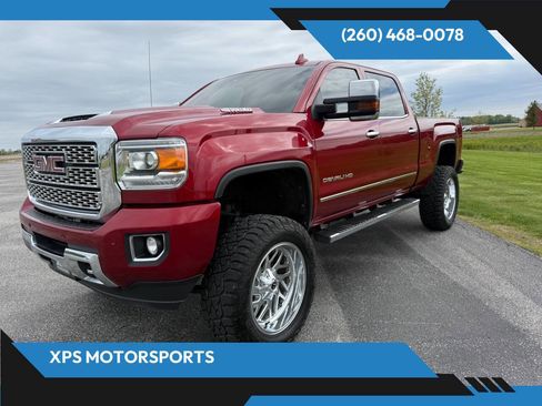 Used 2018 GMC Sierra 2500 Denali w/ Duramax Plus Package AWD/4WD image 1