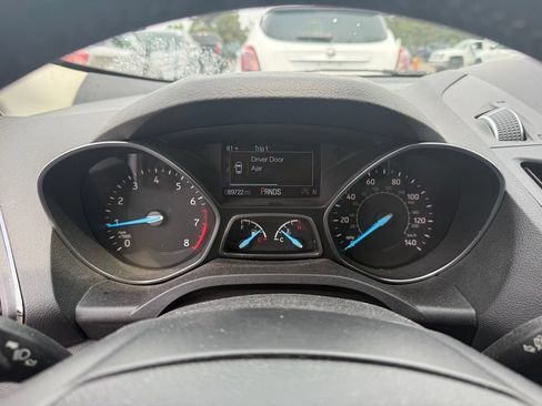 Used 2018 Ford Escape Titanium w/ Ford Safe & Smart Package AWD/4WD image 8