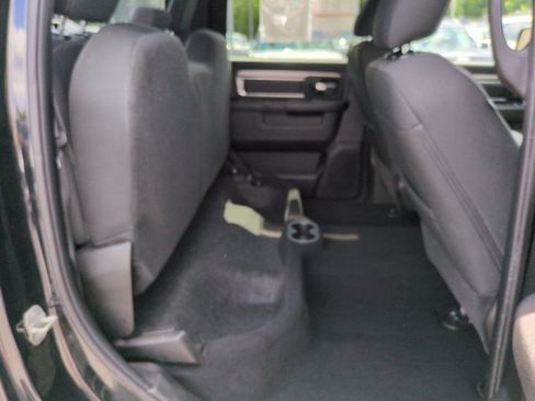 Used 2024 RAM 1500 Warlock AWD/4WD image 28